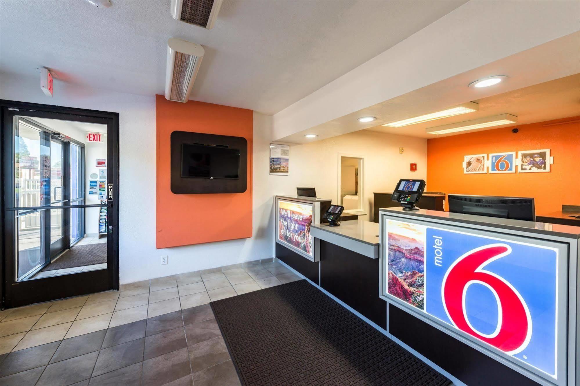 Motel 6-Reno, Nv - West Bagian luar foto