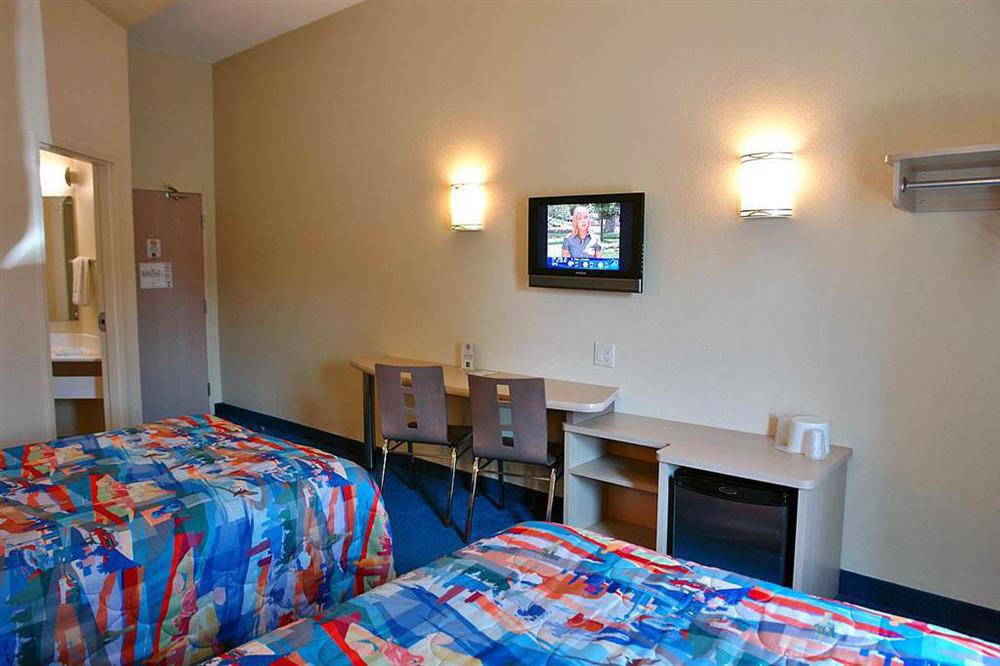 Motel 6-Reno, Nv - West Ruang foto